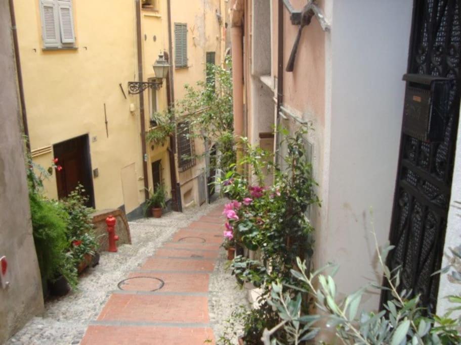 Mini Accommodation In Sanremo Liguria Bagian luar foto