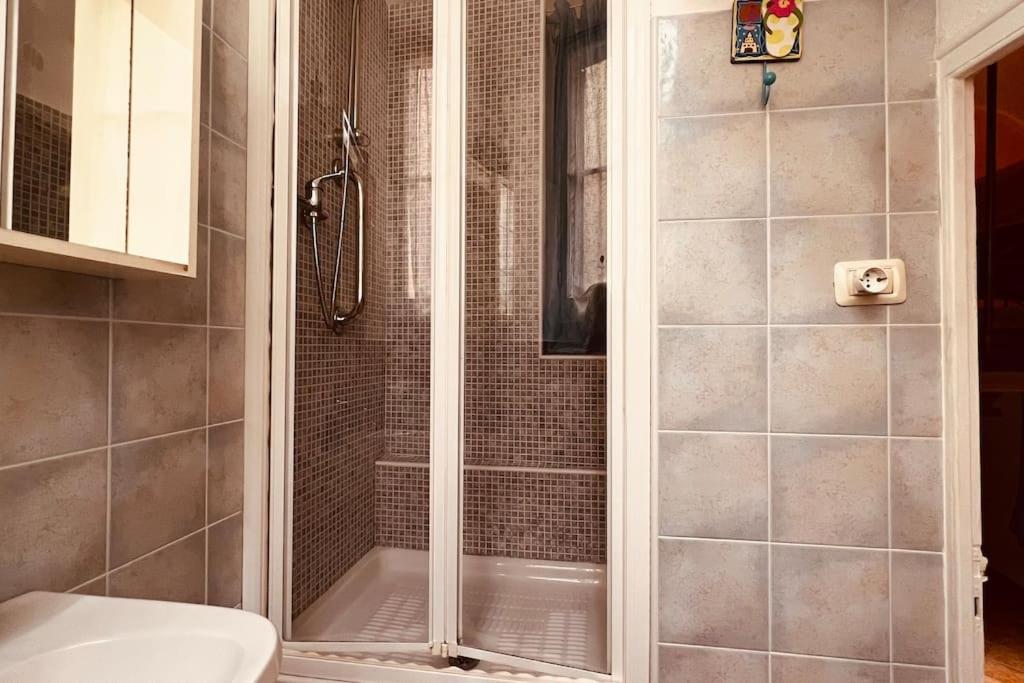 Mini Accommodation In Sanremo Liguria Bagian luar foto