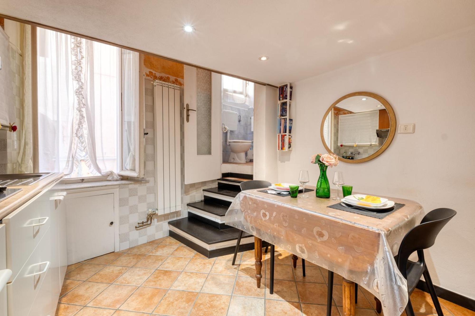Mini Accommodation In Sanremo Liguria Bagian luar foto