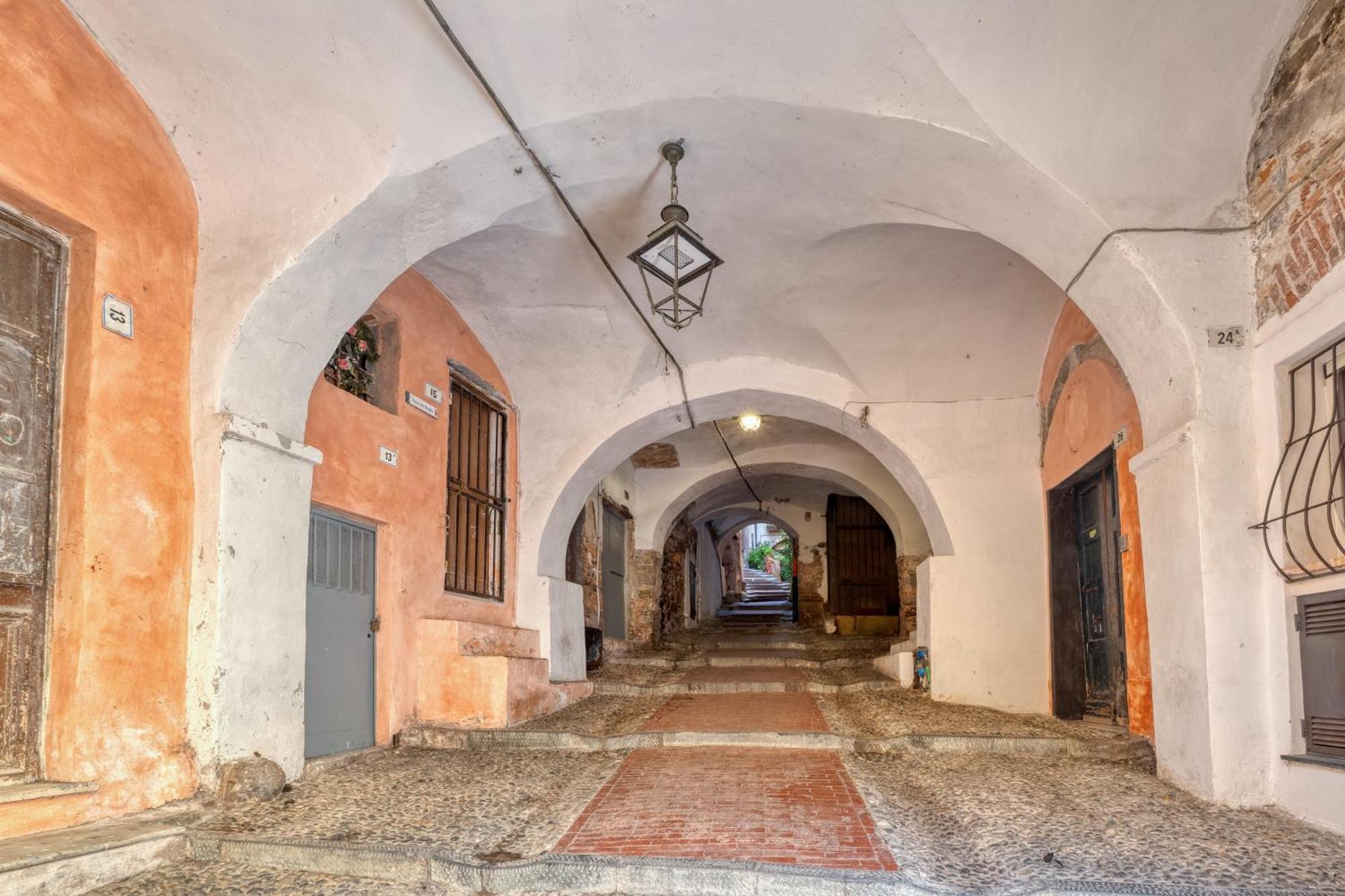 Mini Accommodation In Sanremo Liguria Bagian luar foto