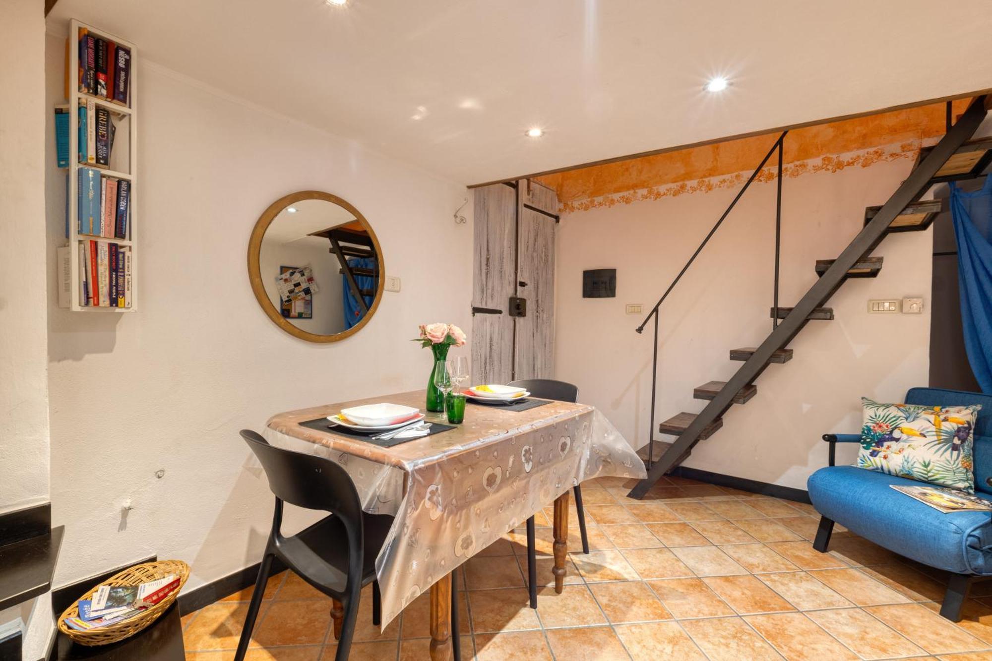 Mini Accommodation In Sanremo Liguria Bagian luar foto